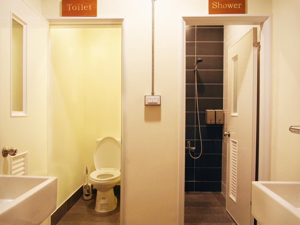 Knock Knock Hostel Kaohsiung Zewnętrze zdjęcie