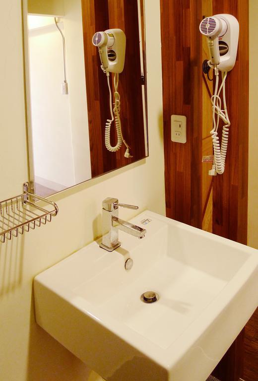 Knock Knock Hostel Kaohsiung Zewnętrze zdjęcie