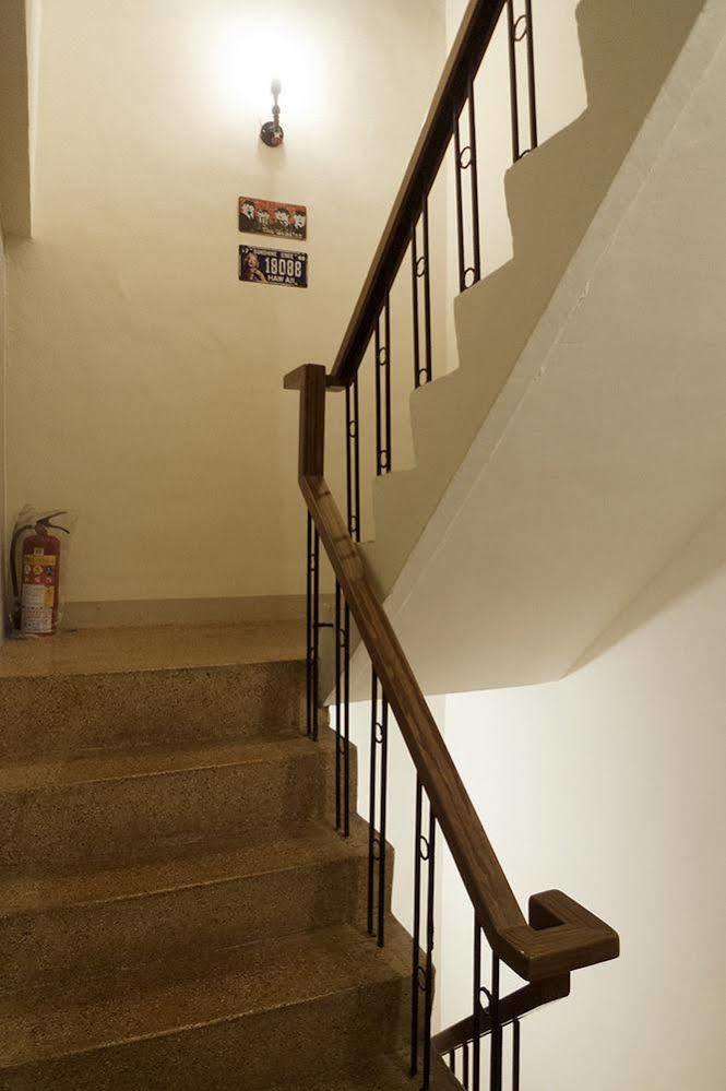 Knock Knock Hostel Kaohsiung Zewnętrze zdjęcie
