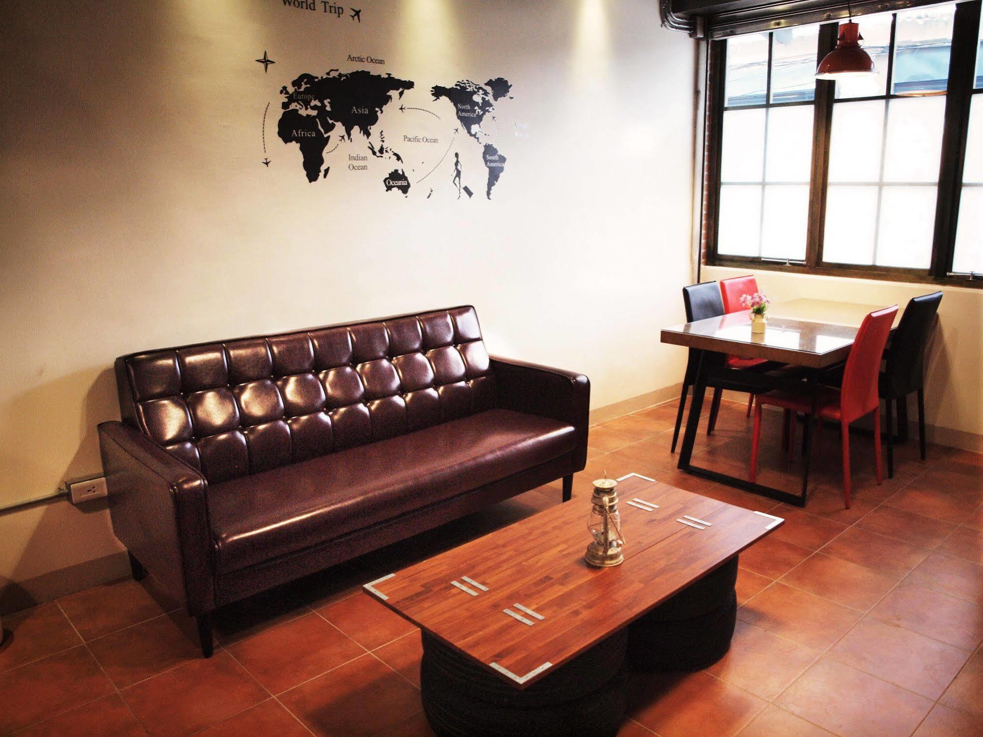 Knock Knock Hostel Kaohsiung Zewnętrze zdjęcie