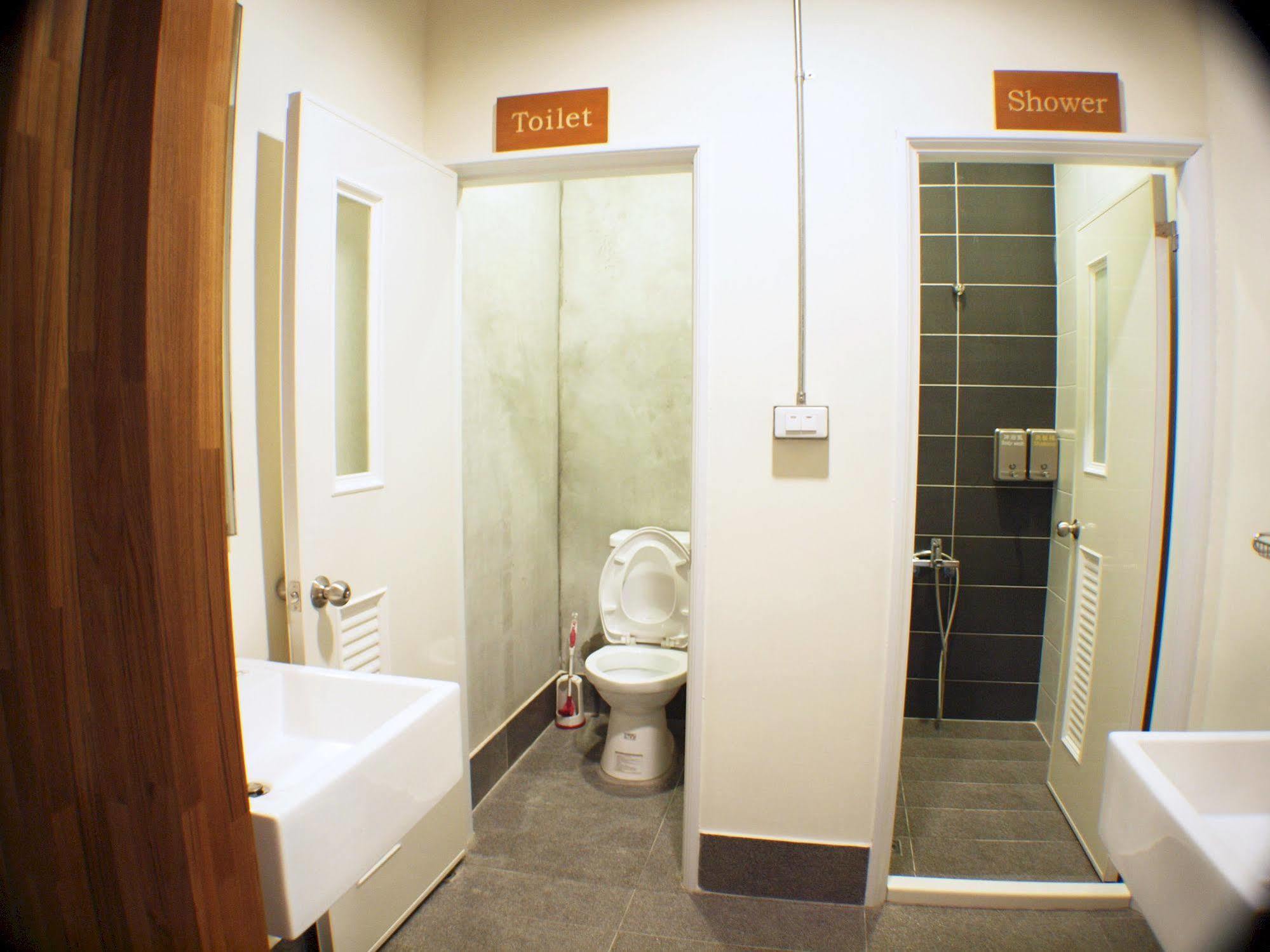 Knock Knock Hostel Kaohsiung Zewnętrze zdjęcie