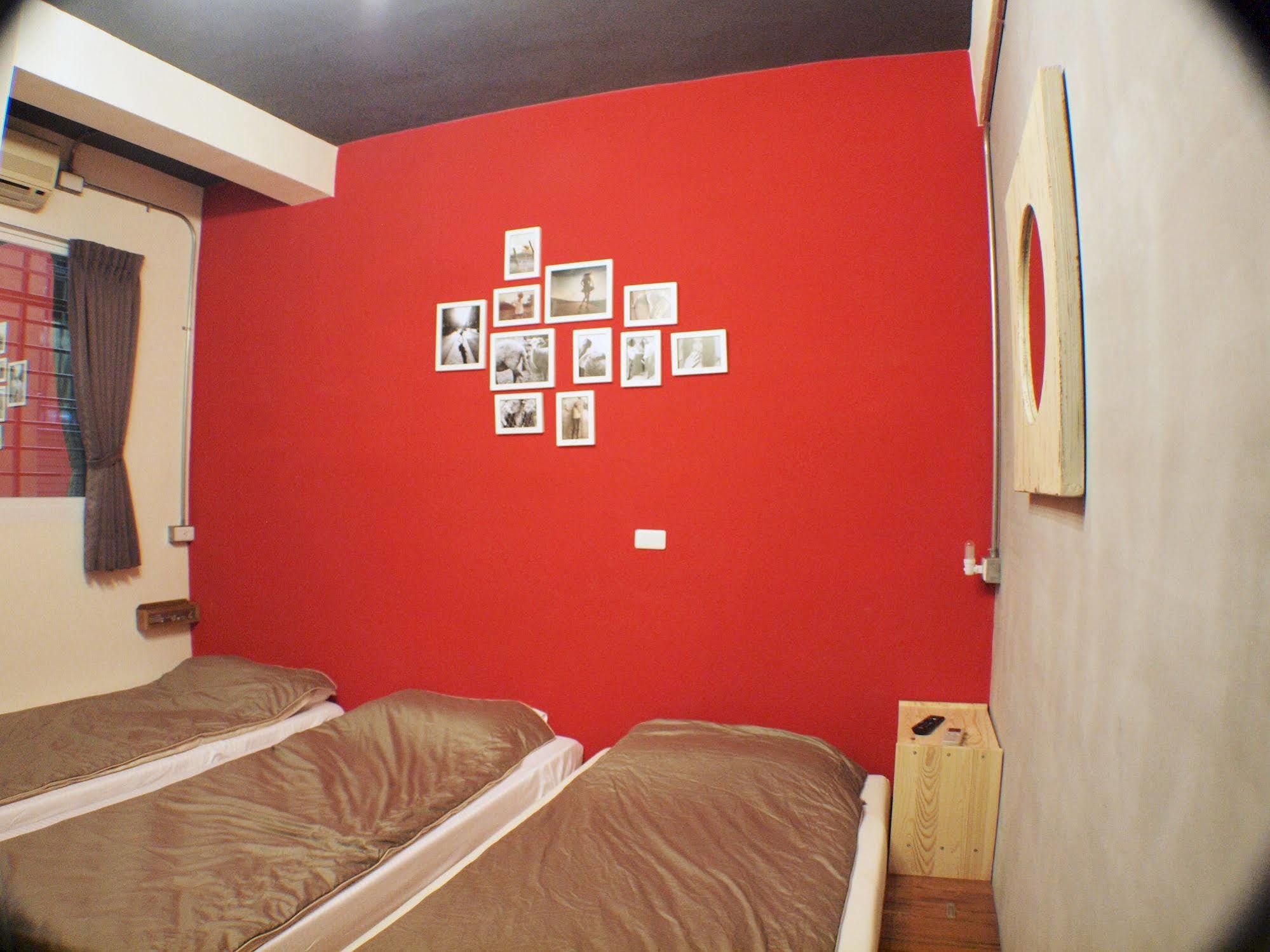 Knock Knock Hostel Kaohsiung Zewnętrze zdjęcie