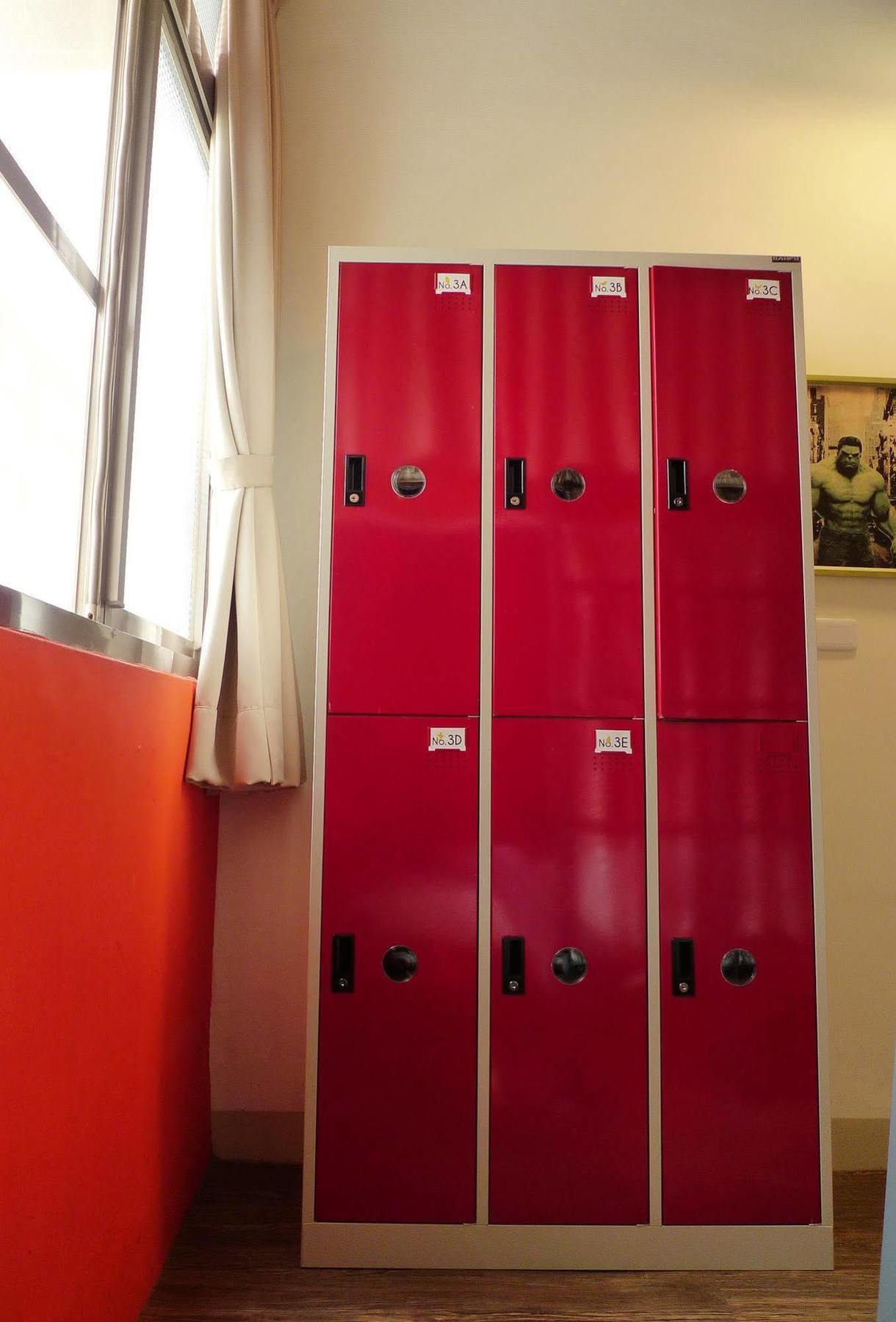 Knock Knock Hostel Kaohsiung Zewnętrze zdjęcie