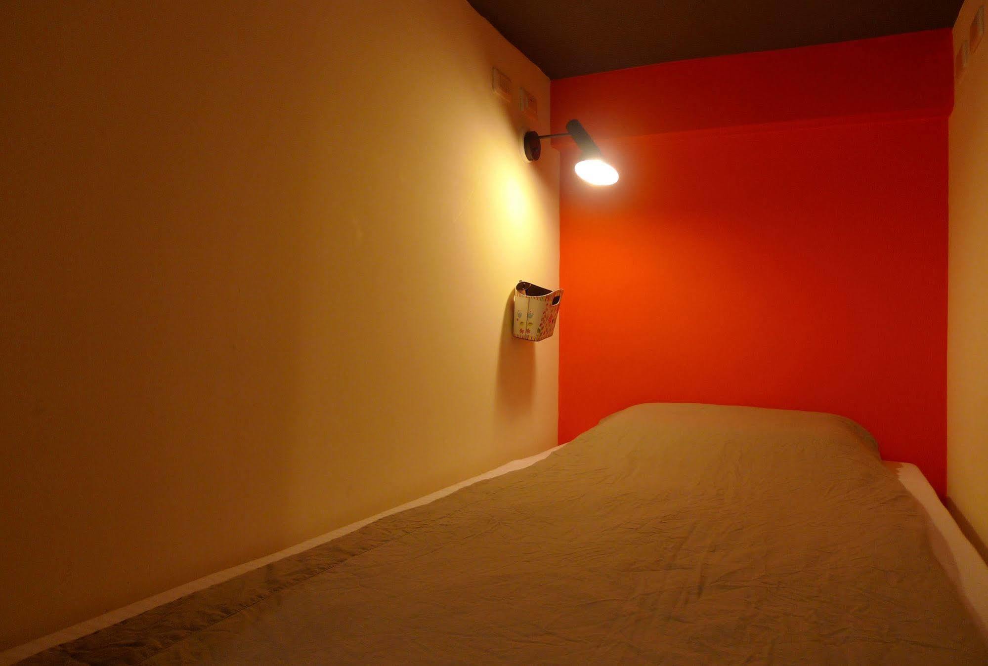 Knock Knock Hostel Kaohsiung Zewnętrze zdjęcie
